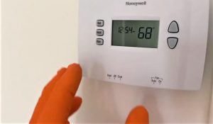 why does my furnace shut off after a few minutes