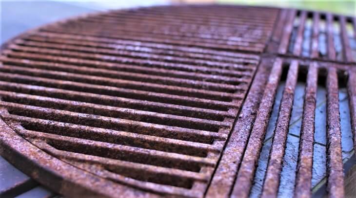 can you cook on a rusty grill
