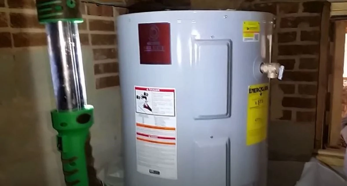 using-water-heater-in-a-crawl-space-pros-and-cons